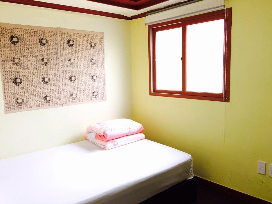 Guest house Full House 2*